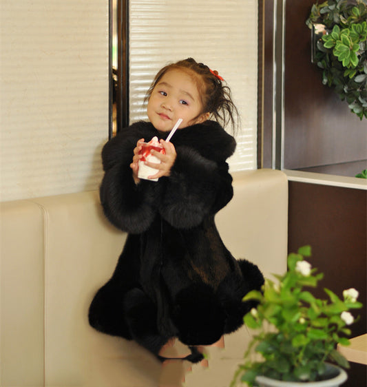 High-Quality Faux Fur Coat for Parents and Children – Stylish and Eco-Friendly