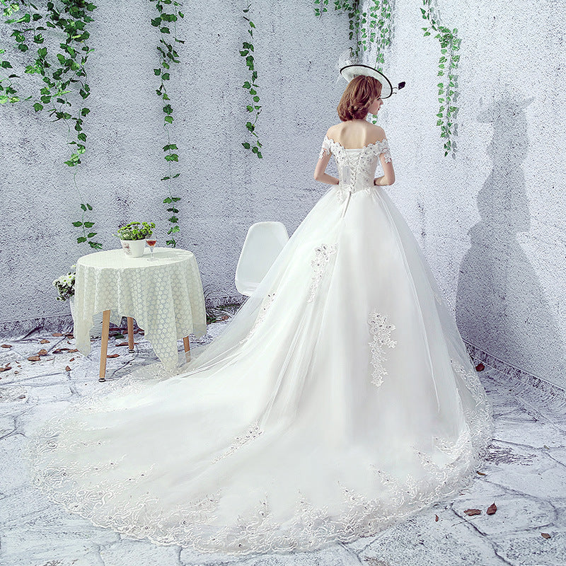 Wedding Dress with One Shoulder Strap and Trailing French Veil – Hepburn Style for the Modern Bride