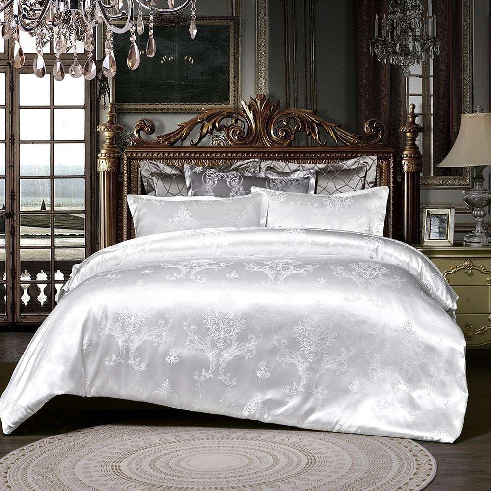 Luxury Personalized Polyester Quilt Cover and Pillowcase Bedding Set