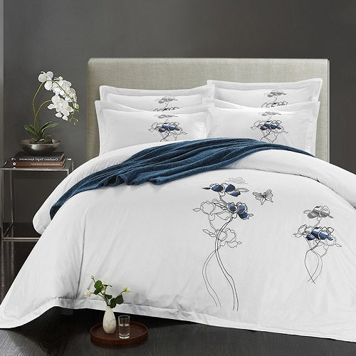 Four-Piece Cotton Bedding Set Elegance