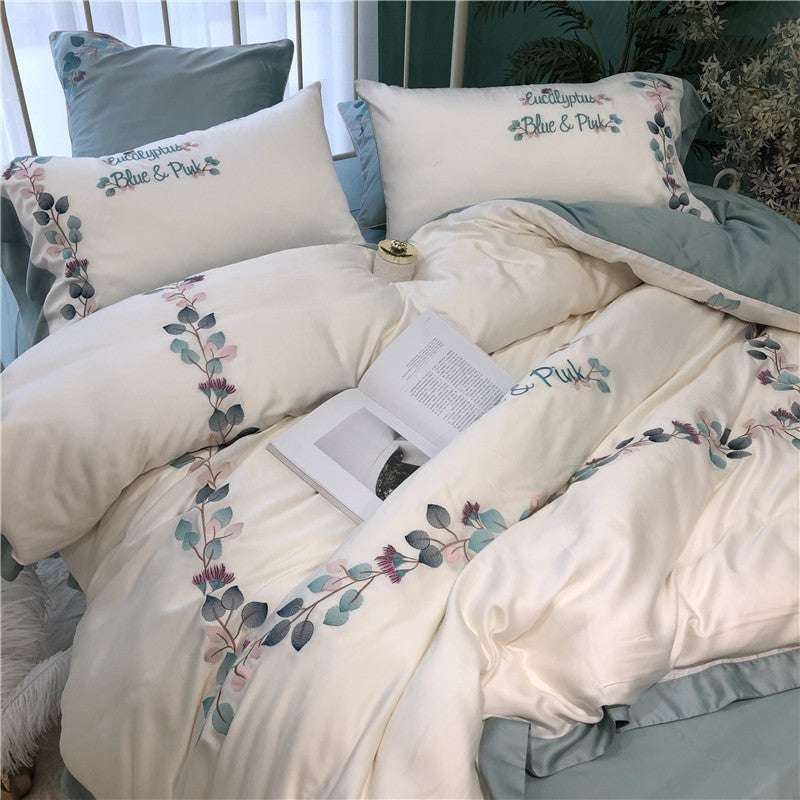 Silky Soft Embroidered Quilt Bedding Set | Luxurious Lyocell Fiber Bedding