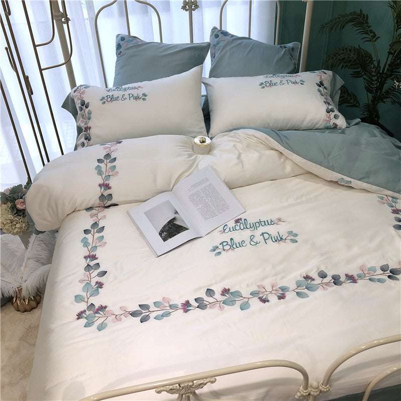 Silky Soft Embroidered Quilt Bedding Set | Luxurious Lyocell Fiber Bedding