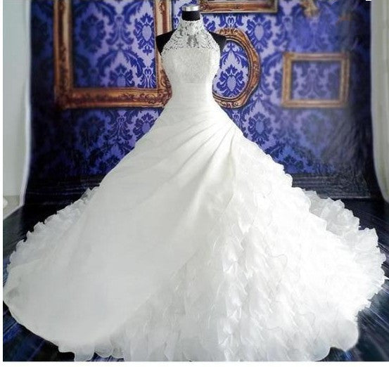 Wedding dress-stunning large train