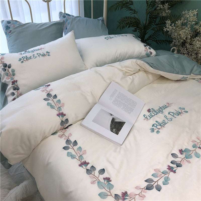 Silky Soft Embroidered Quilt Bedding Set | Luxurious Lyocell Fiber Bedding