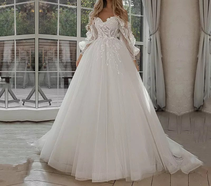 Classic wedding dress - boho style with puff sleeves