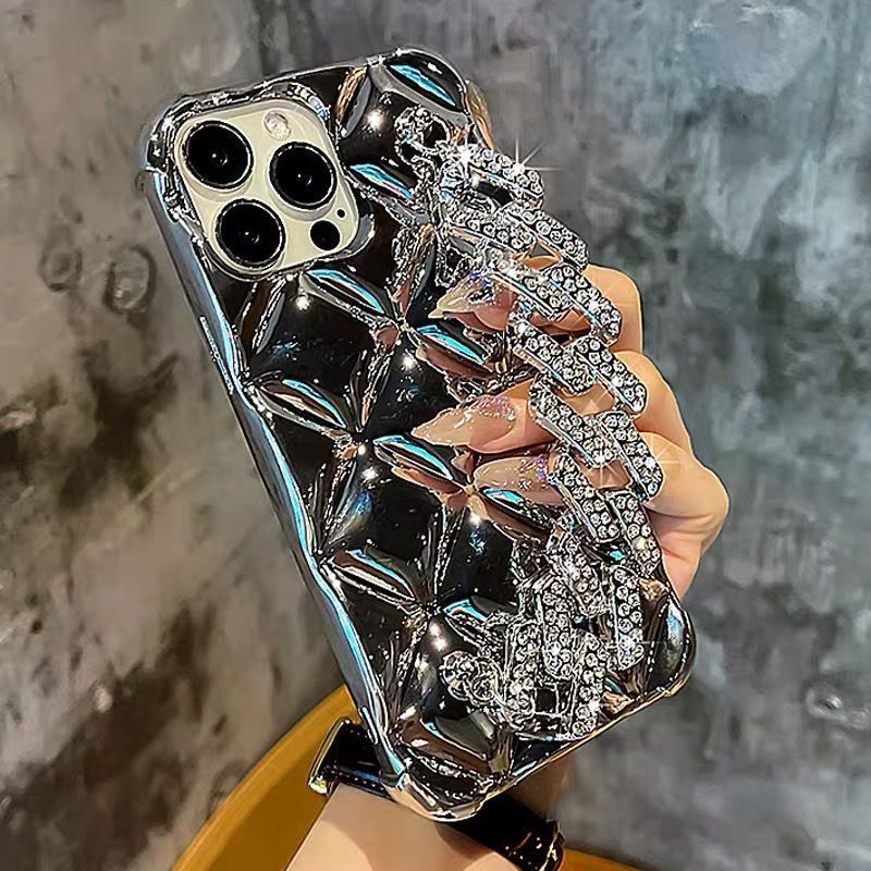 Luxury Diamond Bracelet Phone Case for iPhone - Elegant TPU Protection with Chain Design