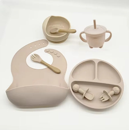 Silicone Baby Feeding Set – 10-Piece, Safe & Practical Dishware for Learning to Eat, Dishwasher Safe