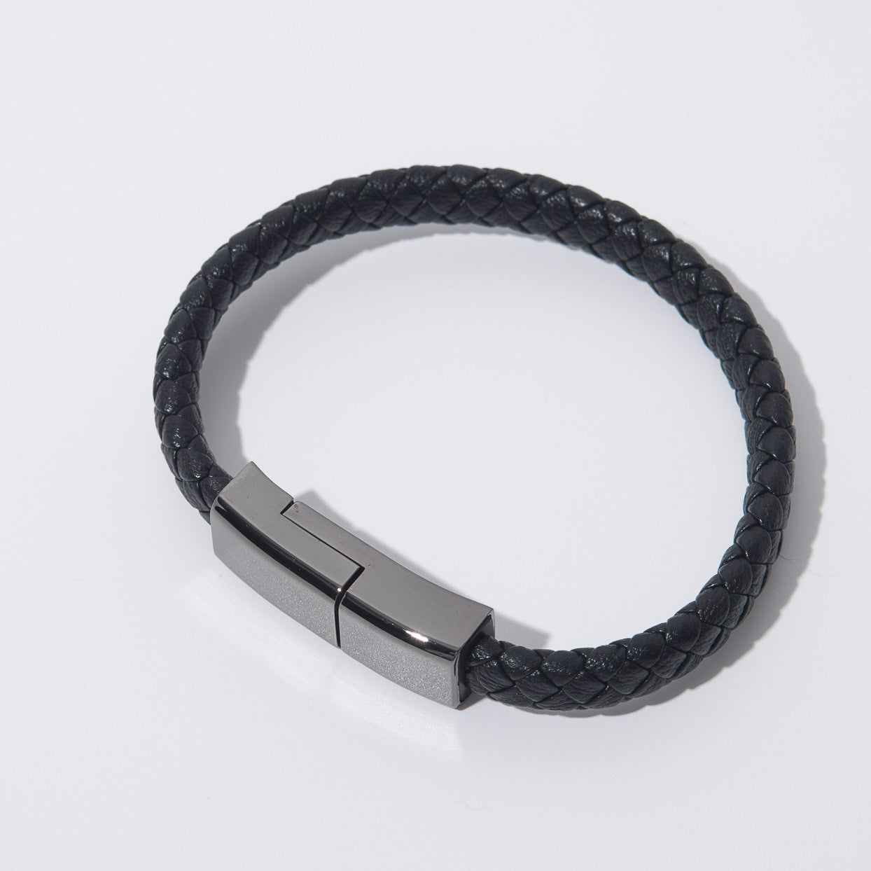 Stylish Braided Leather USB Data Cable Bracelet – Versatile Charging Accessory