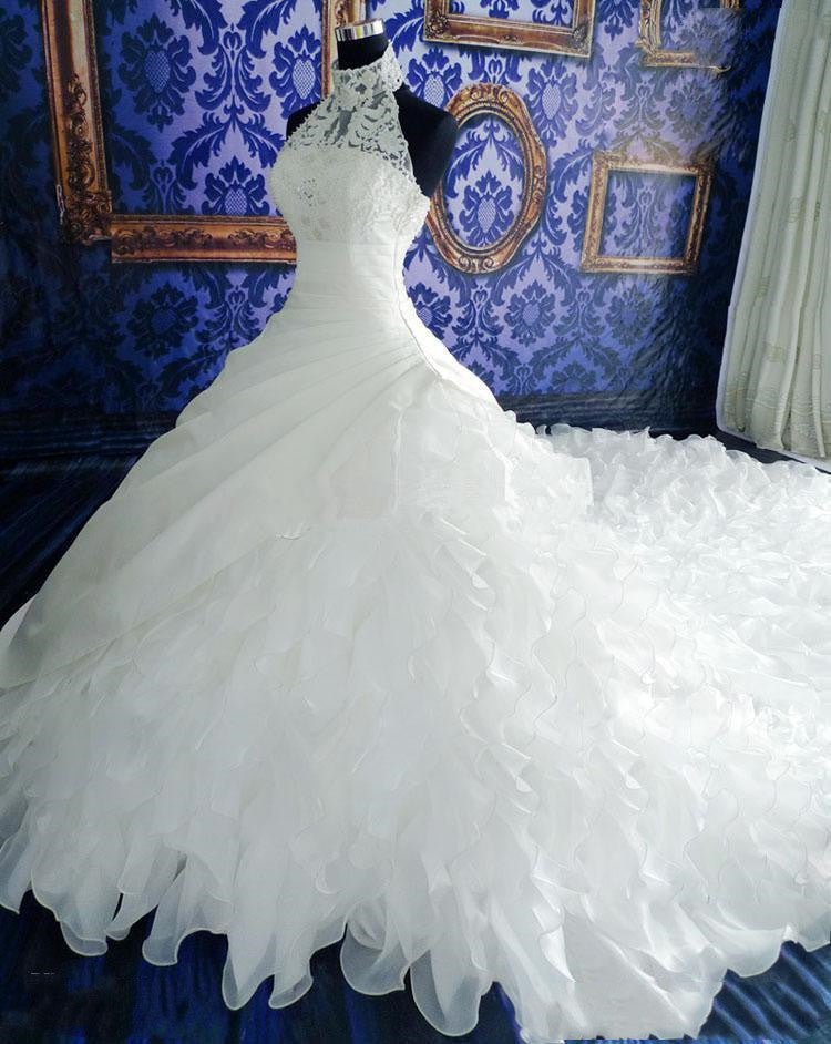 Wedding dress-stunning large train